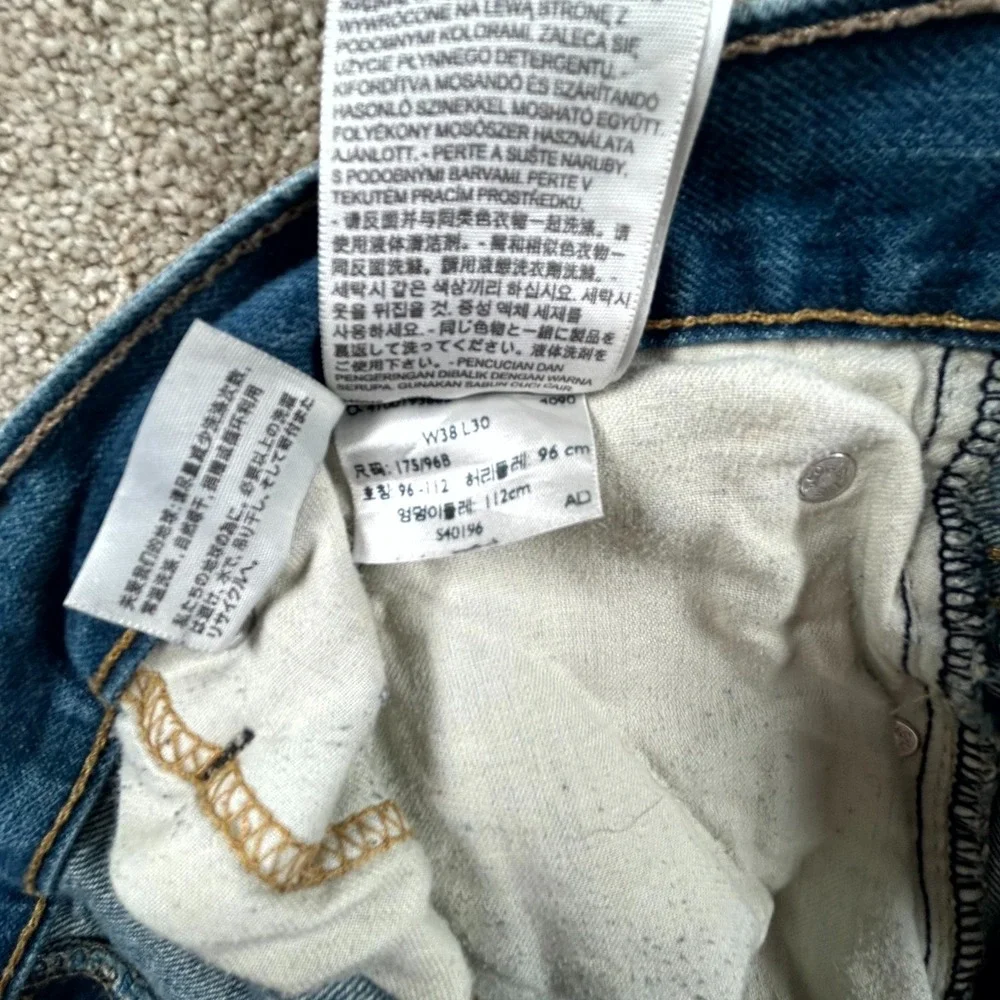 Levi's 550 Jeans Mens 38x30 Blue Denim Logo Medium Wash Straight Leg Streetwear‎